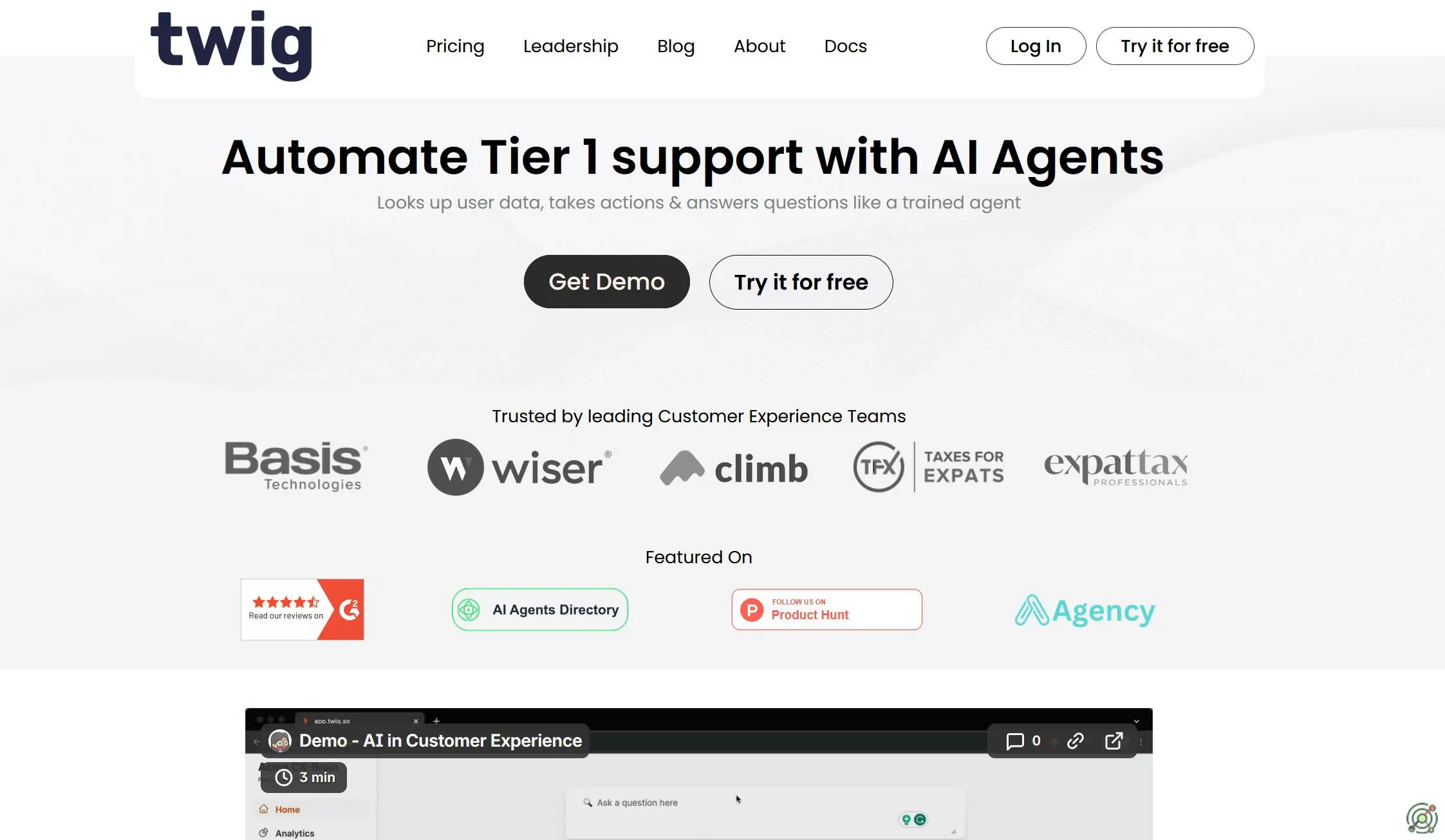 AI assistant enhancing B2B customer support by automating responses and tasks.