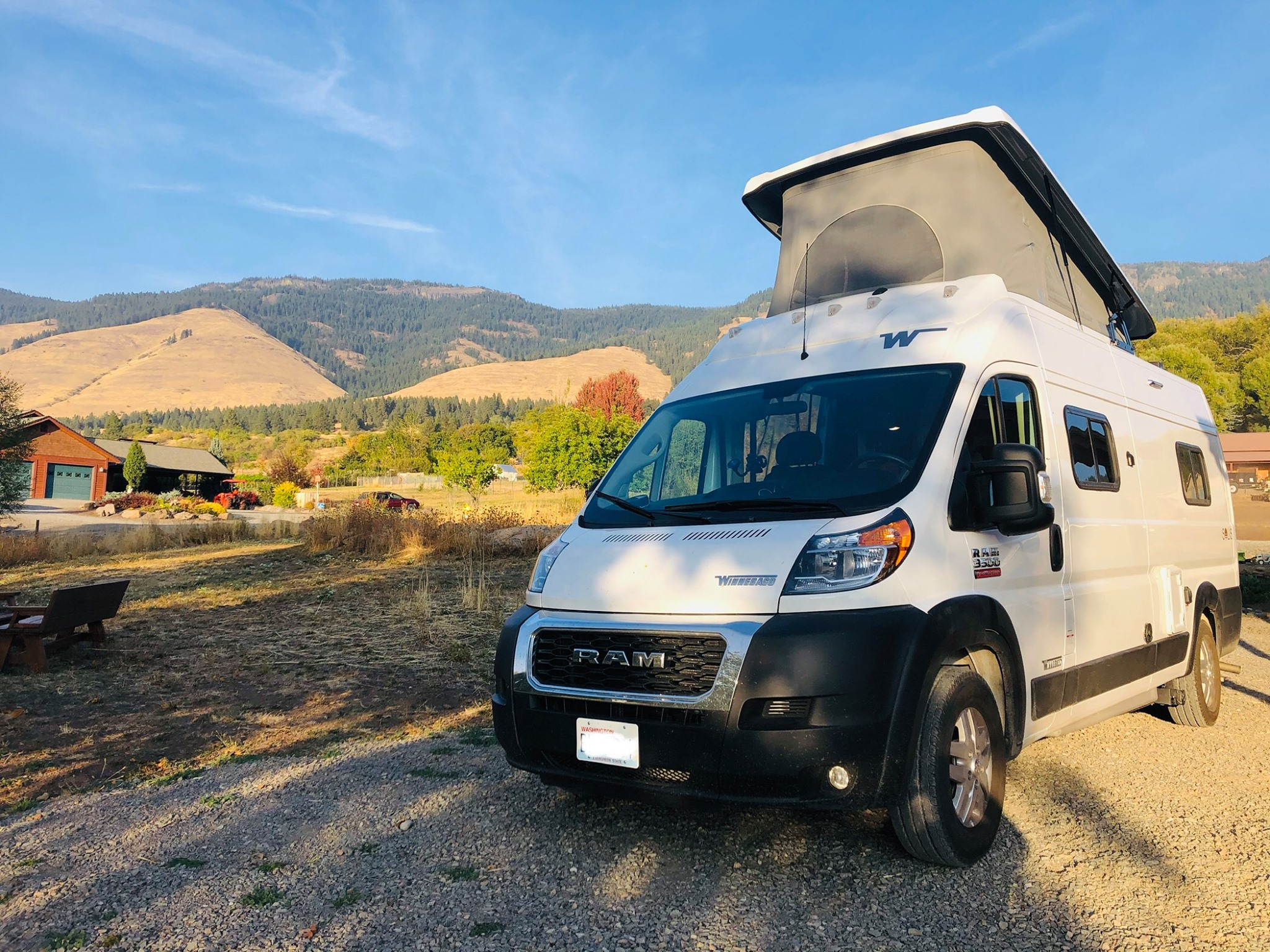 "Anton - The boondocking king!" - Winnebago Solis 2021 w/Murphy Bed Option - 6 seatbelts, sleeps 6