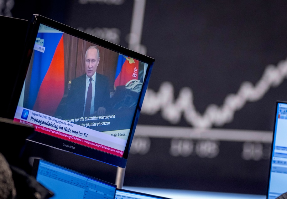 Businesses that refuse to leave Russia are experiencing the greatest costs