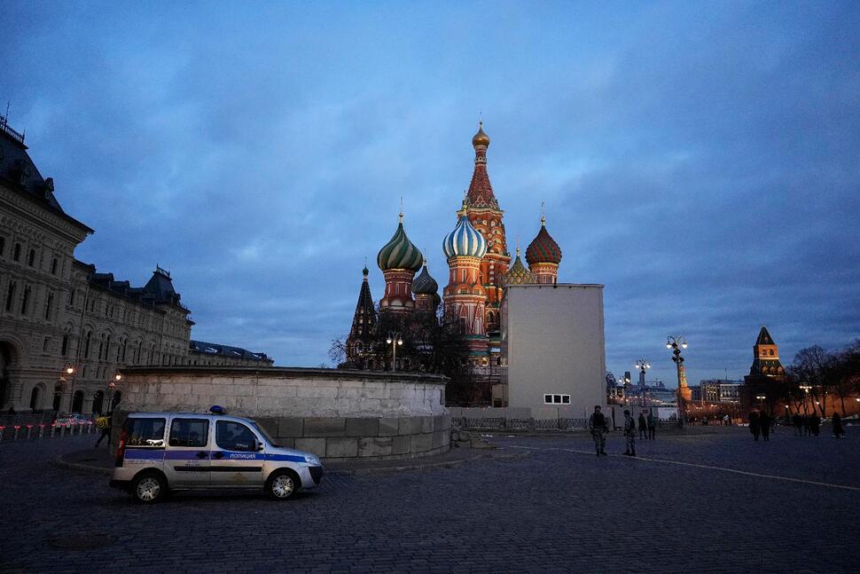Not All Western Companies Sever Ties to Russia Over Ukraine